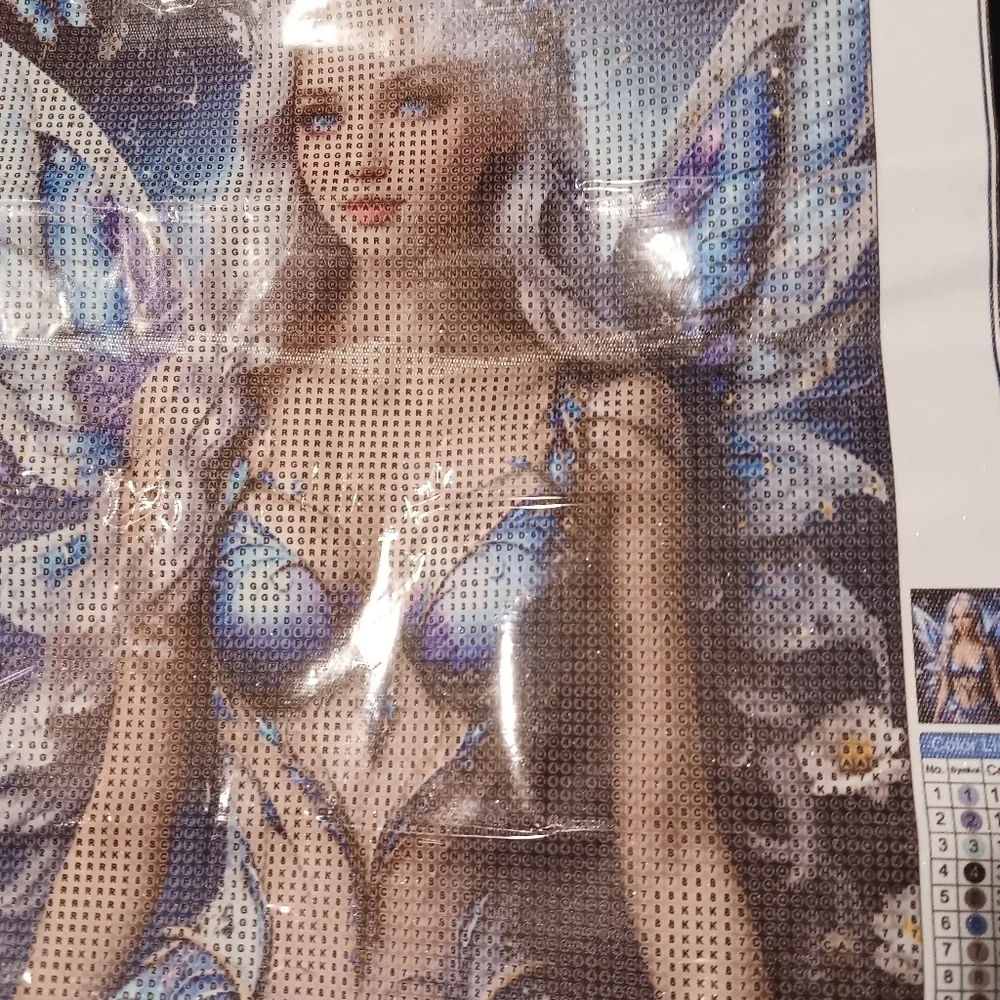 Fantasy Character Diamond Art Paint Kit 30x40 - Picture 4 of 5